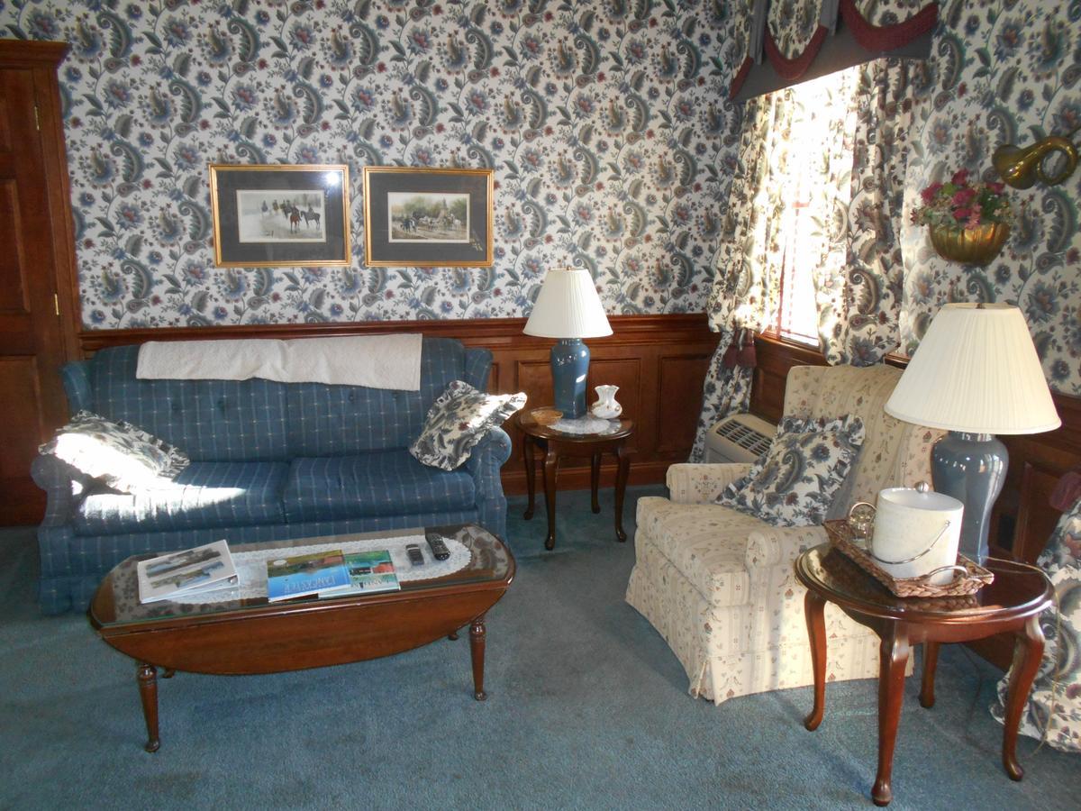 West Ridge Bed & Breakfast Elizabethtown Exteriör bild